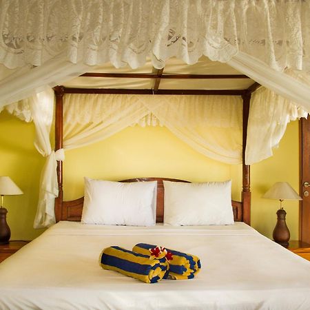 Beten Waru Bungalow And Restaurant Amed Habitación foto